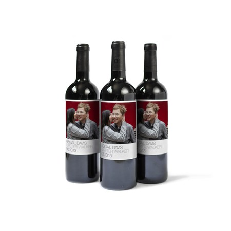 Custom Wine Label with Modern Font